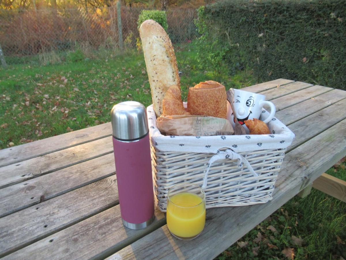 Camping Les Falaises De Toussaint Luaran gambar