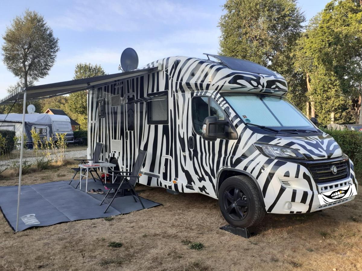 Camping Les Falaises De Toussaint Luaran gambar