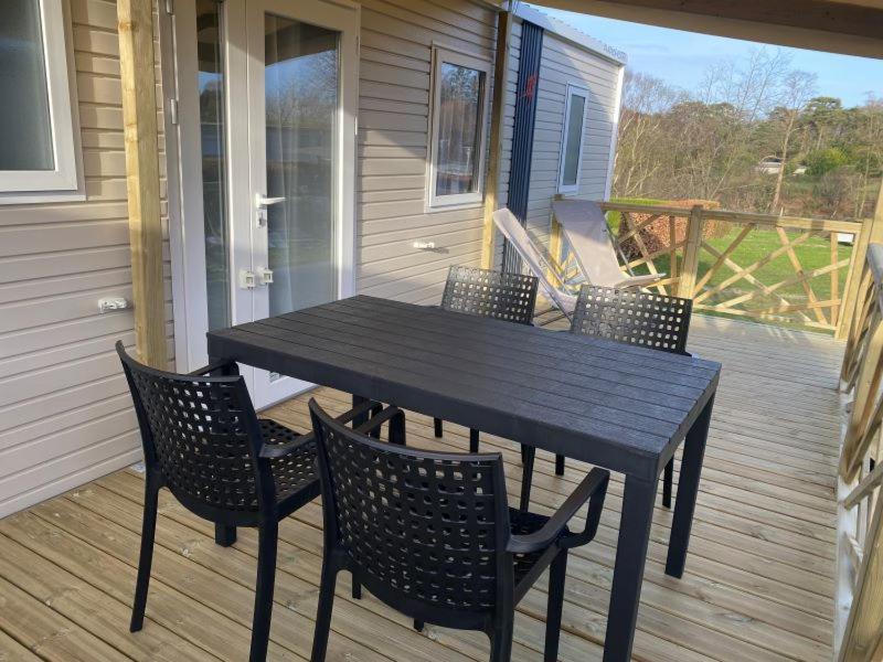 Camping Les Falaises De Toussaint Luaran gambar